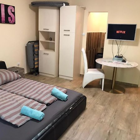 Roland Apartmant Zuglo Budapest Exterior foto